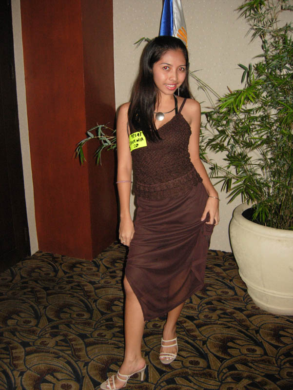 Philippine-Women-9487